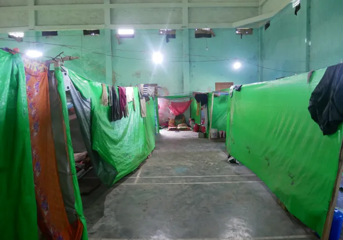 Au Manipur, soixante mille déplacés vivent dans la promiscuité dans des centaines de camps de réfugiés, des deux côtés de la ligne de front.  David Métreau