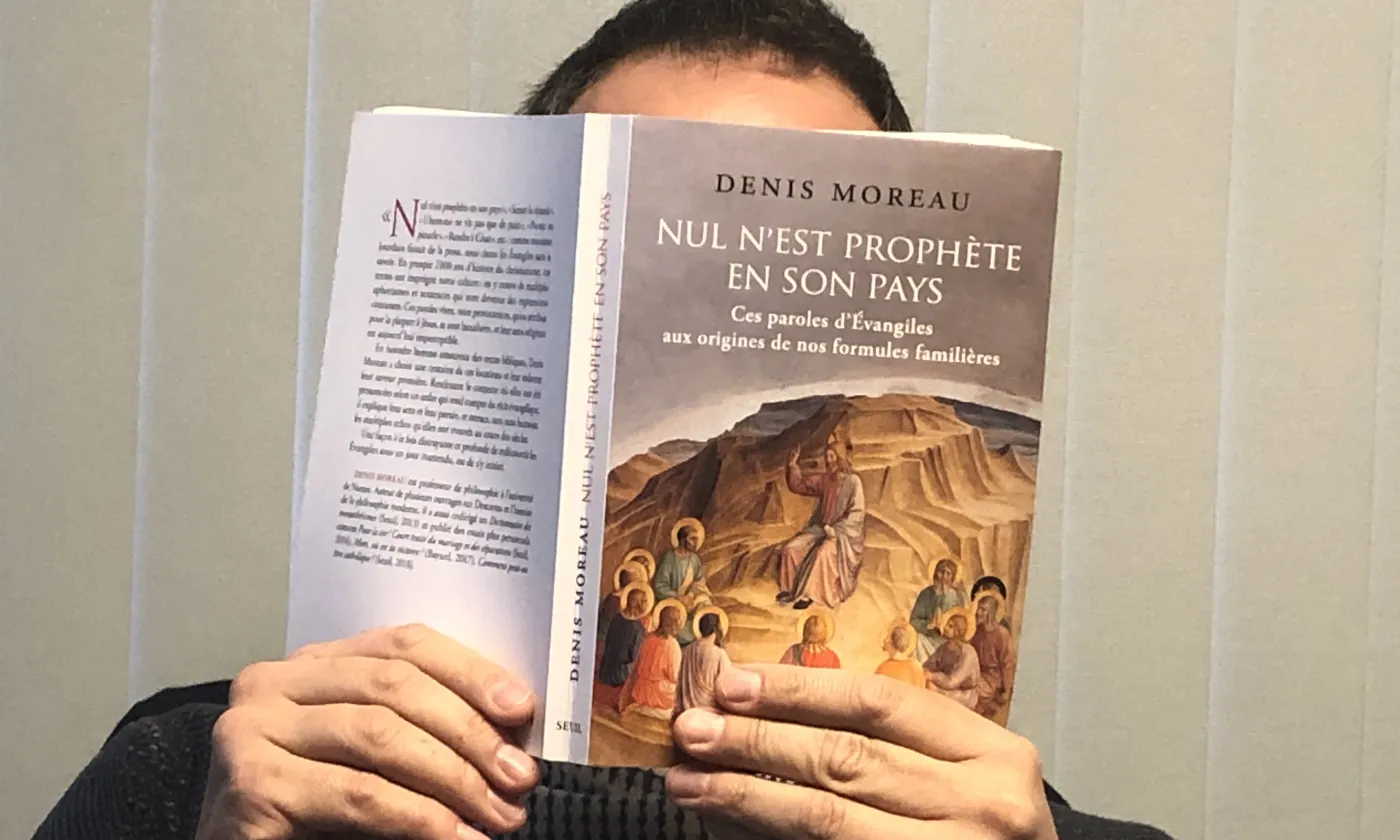 Couverture du livre de Denis Moreau, "Nul n'est prophète en son pays" © Gabrielle Desarzens / RTSreligion