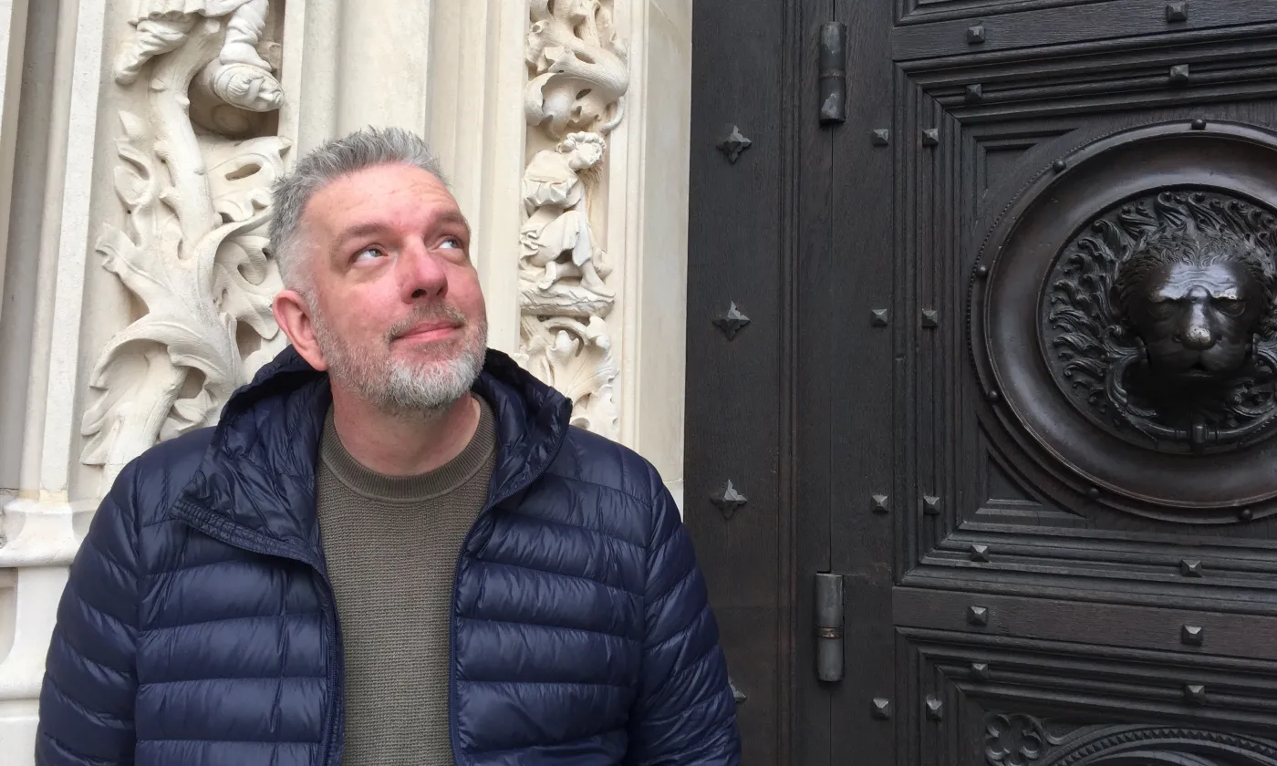 Bernd Becker devant la Cathédrale de Lausanne LV