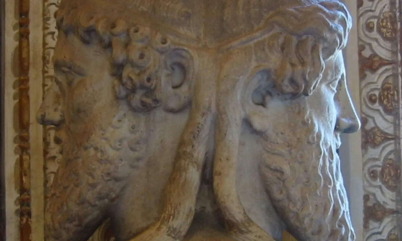 Buste du dieu romain Janus au musée du Vatican ©Fubar Obfusco, Public domain, via Wikimedia Commons