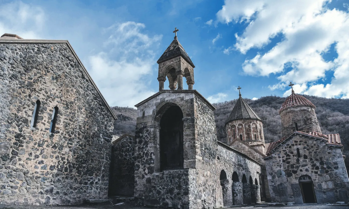 Le complexe monastique de Dadivank, construit entre le IXe et le XIIIe siècle, se situe dans une région qui a été cédée à l’Azerbaïdjan en 2020, ce qui a fait naître la crainte que les Azerbaïdjanais, à majorité musulmane, le saccagent. © David Ghahramanyan