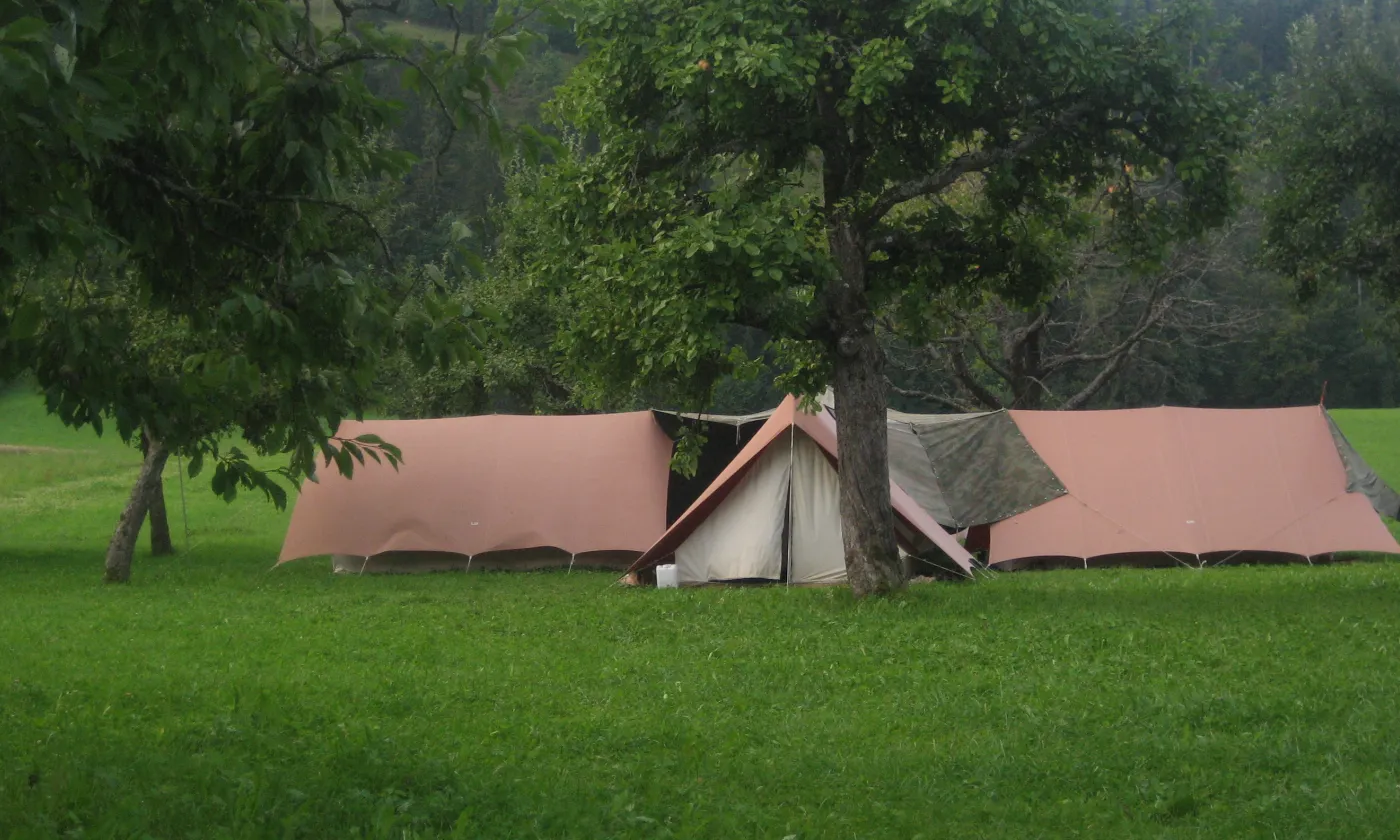 Les scouts du Mont d’Or promeuvent les valeurs de vivre ensemble, de progression, d’autonomisation, et de solidarité. Le programme comprend des moments de connaissance du monde biblique et de spiritualité. © DR