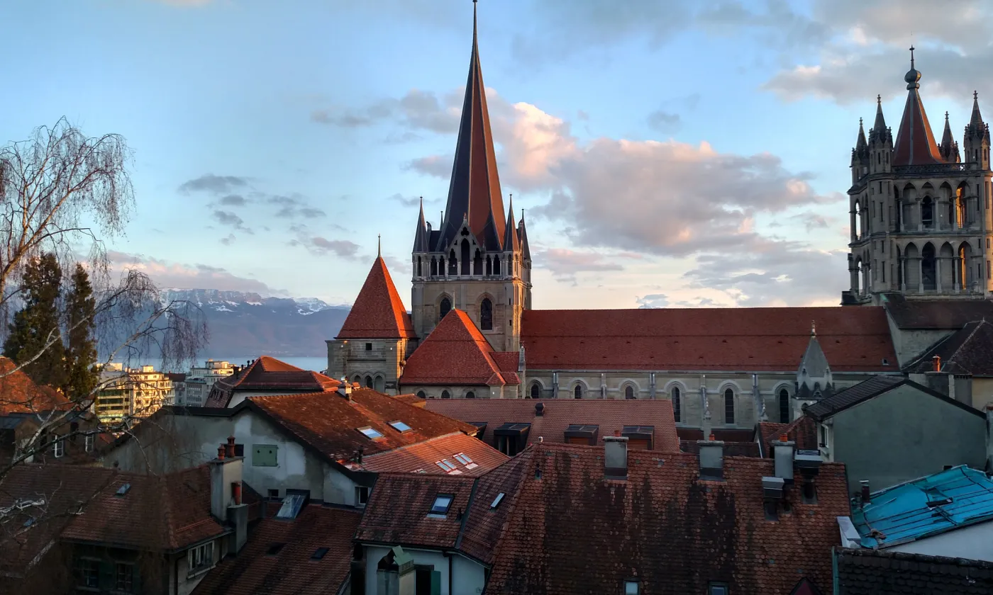 Célébration à la cathédrale de Lausanne pour les 20 ans de la CECCV ce 25 novembre. IStock