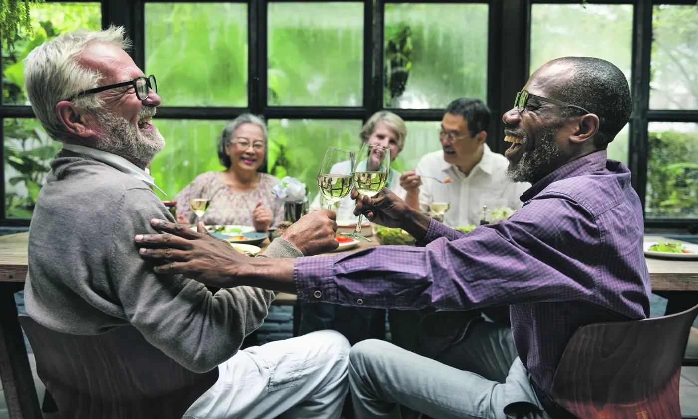 On ne parle pas de religion ou de politique à table ©iStock