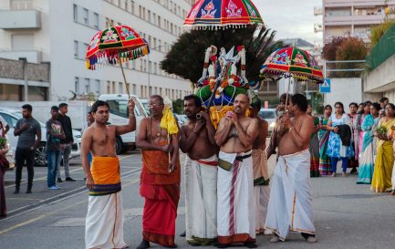 Procession hindouiste à Prilly. / @ECAL/Cynthia Ammann