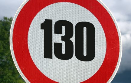 L&#039;Église protestante d&#039;Allemagne centrale demande une limitation de la vitesse à 130 km/h sur les autoroutes. / @ iStock/Andreas Weber
